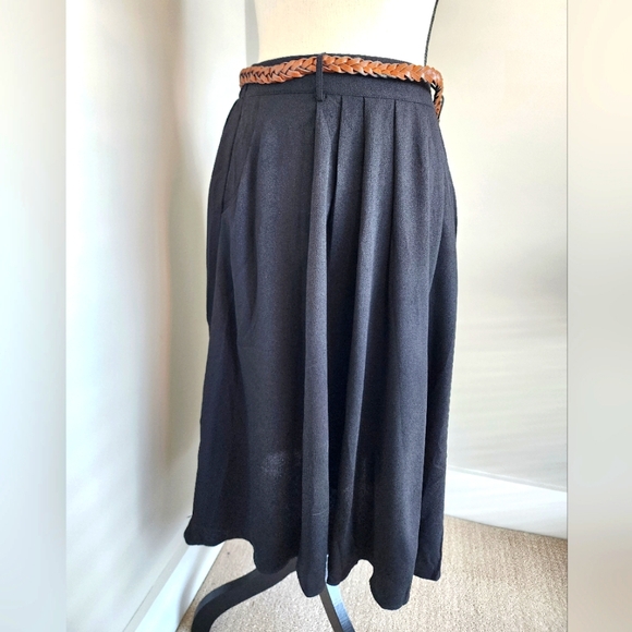 hot and delicious Dresses & Skirts - XL Hot and Delicious Black Shirt BNWT